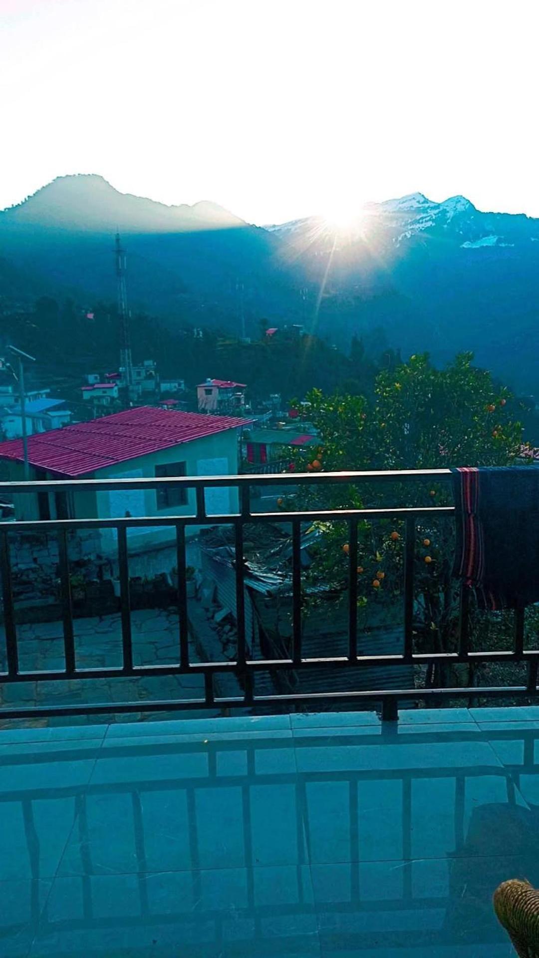 Mayur Homestay Ukhimath Buitenkant foto