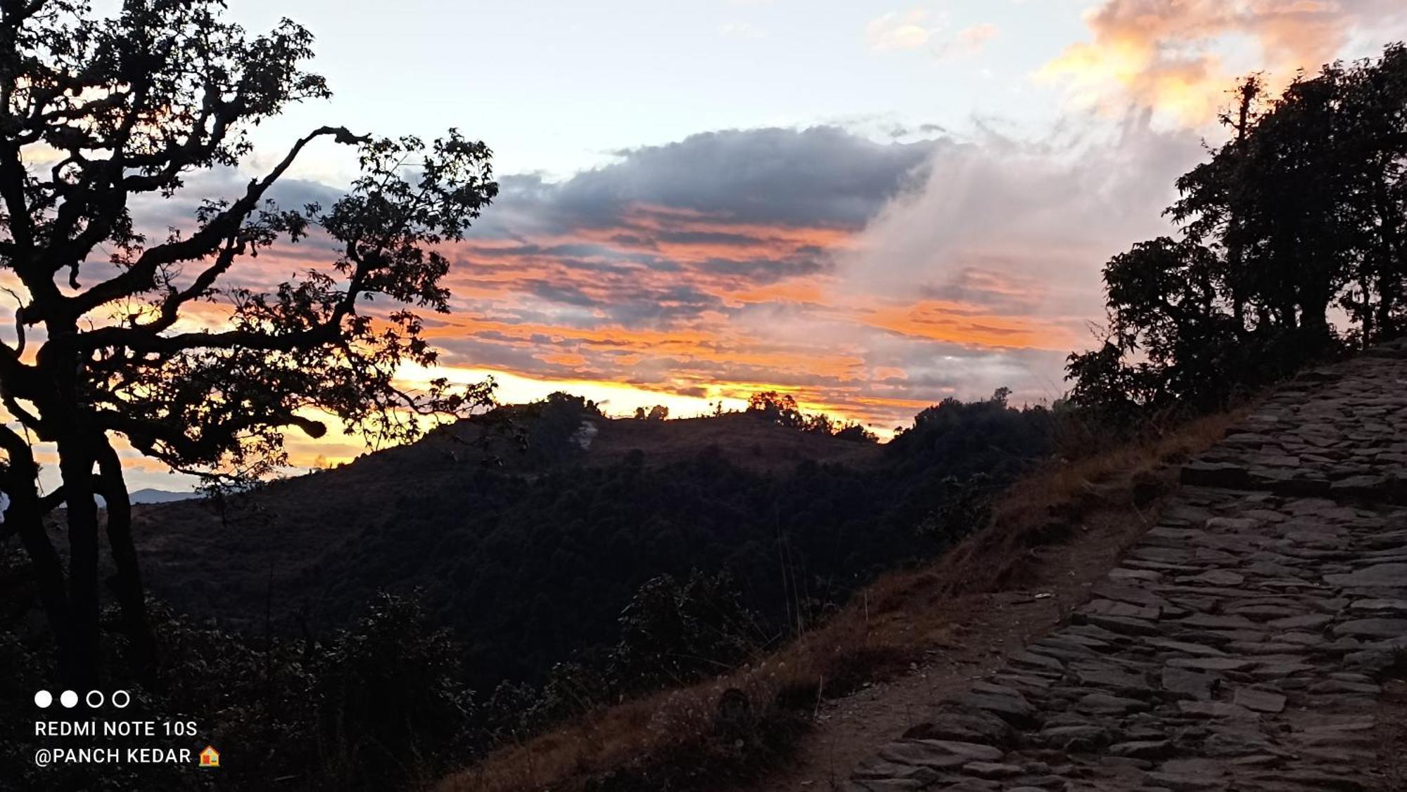 Mayur Homestay Ukhimath Buitenkant foto