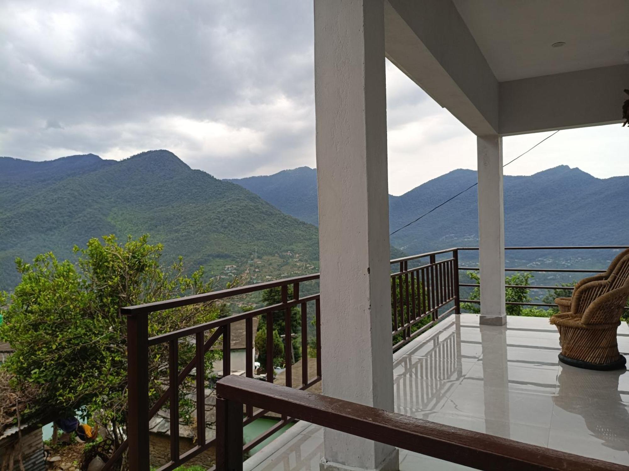 Mayur Homestay Ukhimath Buitenkant foto