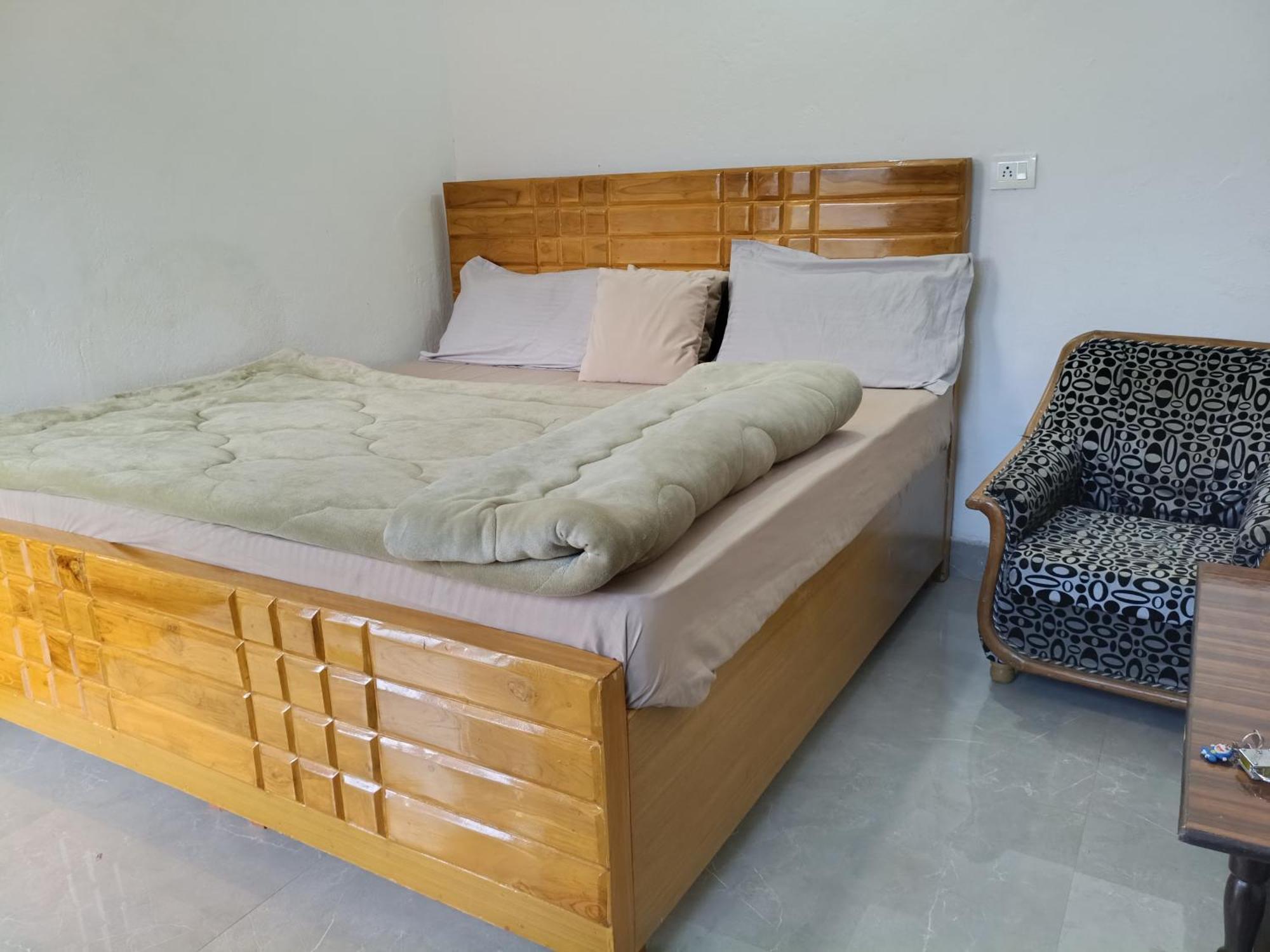 Mayur Homestay Ukhimath Buitenkant foto